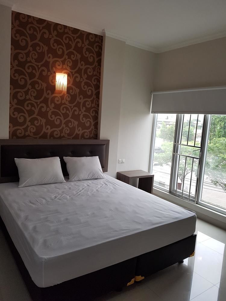 Ethan Hotel Kelapa Gading Jakarta Exterior photo